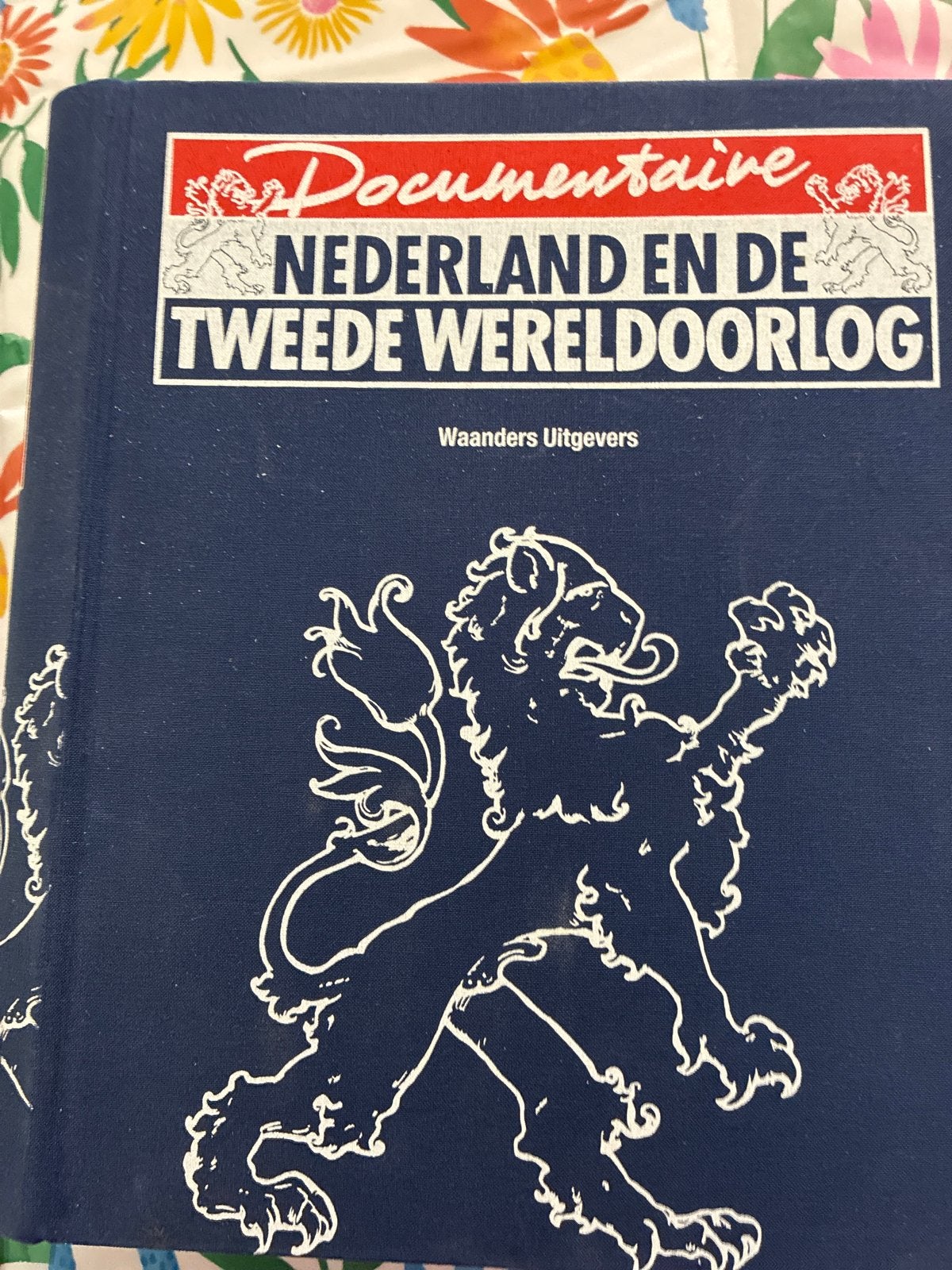 Documentaire Nederland en de Tweede Wereldoorlog (2 delen), Boeken, Ophalen of Verzenden, Tweede Wereldoorlog, Zo goed als nieuw