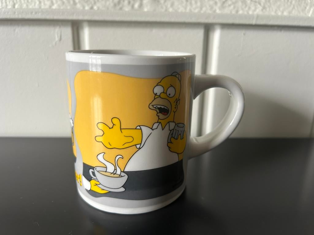 Hele mooie mok van Homer Simpson, Huis en Inrichting, Keuken | Servies, Ophalen of Verzenden, Zo goed als nieuw, Overige stijlen