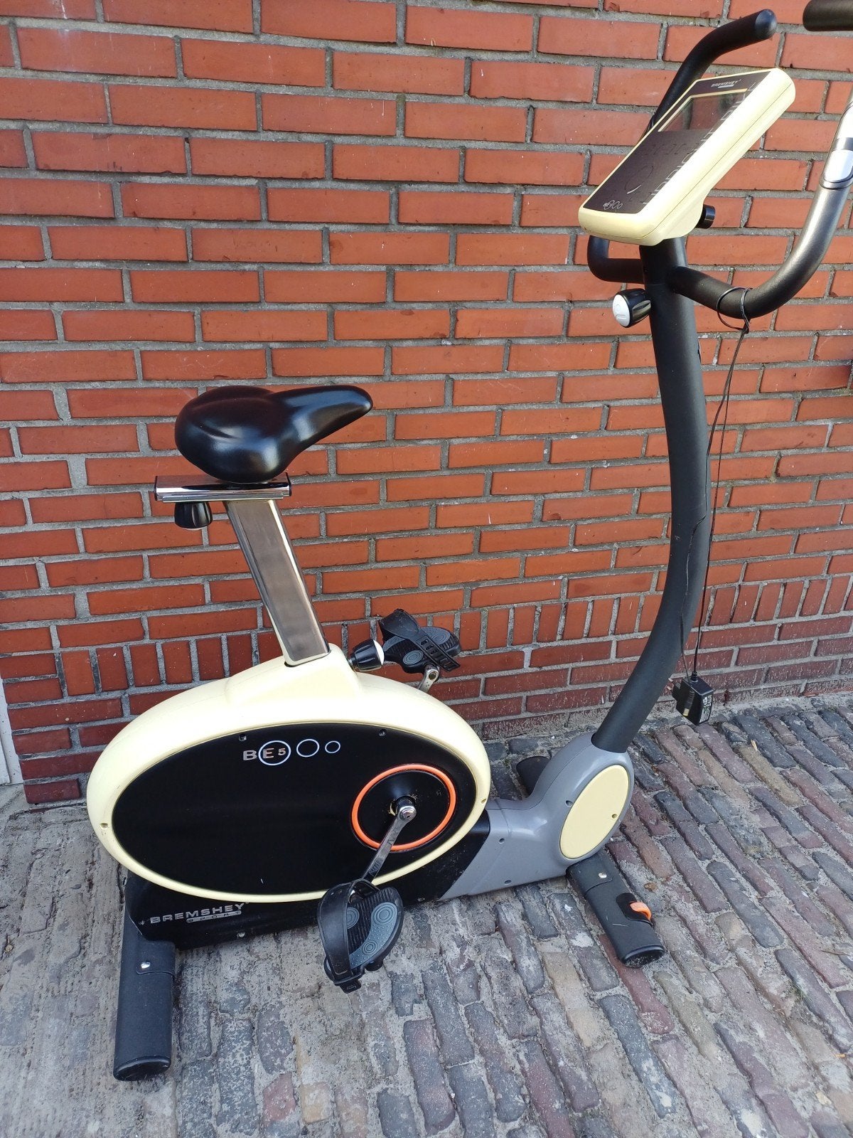 Hometrainer Bremshey BE-5, Sport en Fitness, Fitnessapparatuur, Ophalen, Gebruikt, Hometrainer