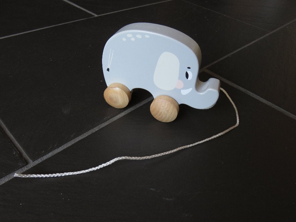 Houten trekfiguur olifant op wielen, ca 14cm groot., Kinderen en Baby's, Ophalen of Verzenden, Zo goed als nieuw, Rij- of Hobbelspeelgoed