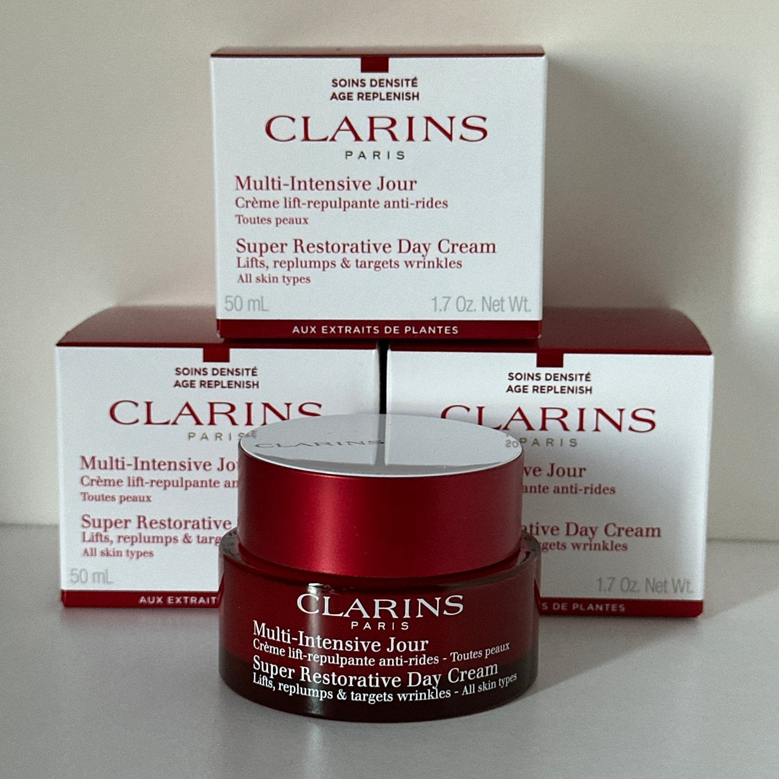 Clarins Super Restorative Day Cream 50 ml, Ophalen of Verzenden, Nieuw, Gehele gezicht, Verzorging