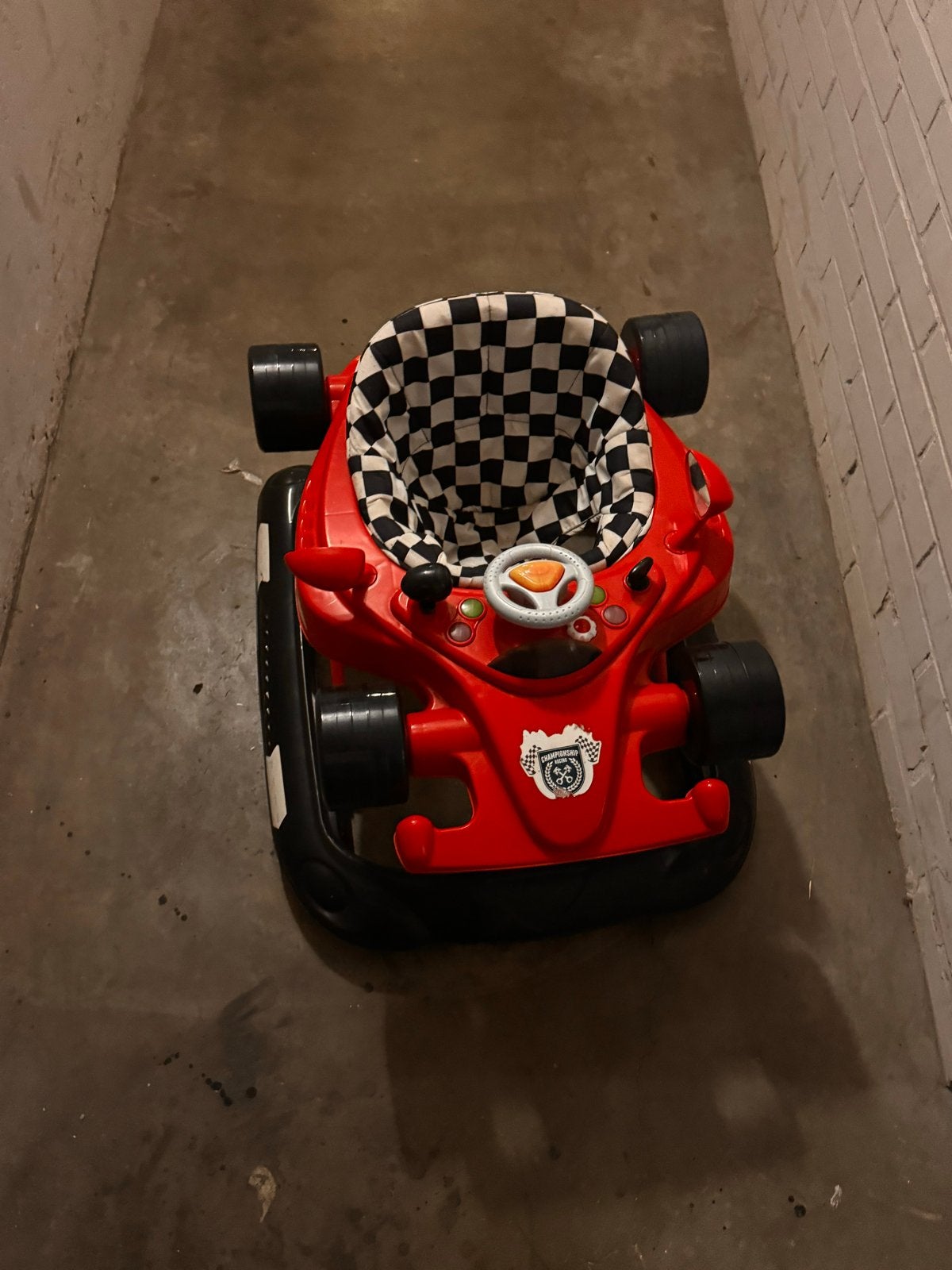 Rode loopstoel in raceauto-stijl voor baby's, Ophalen of Verzenden, Gebruikt