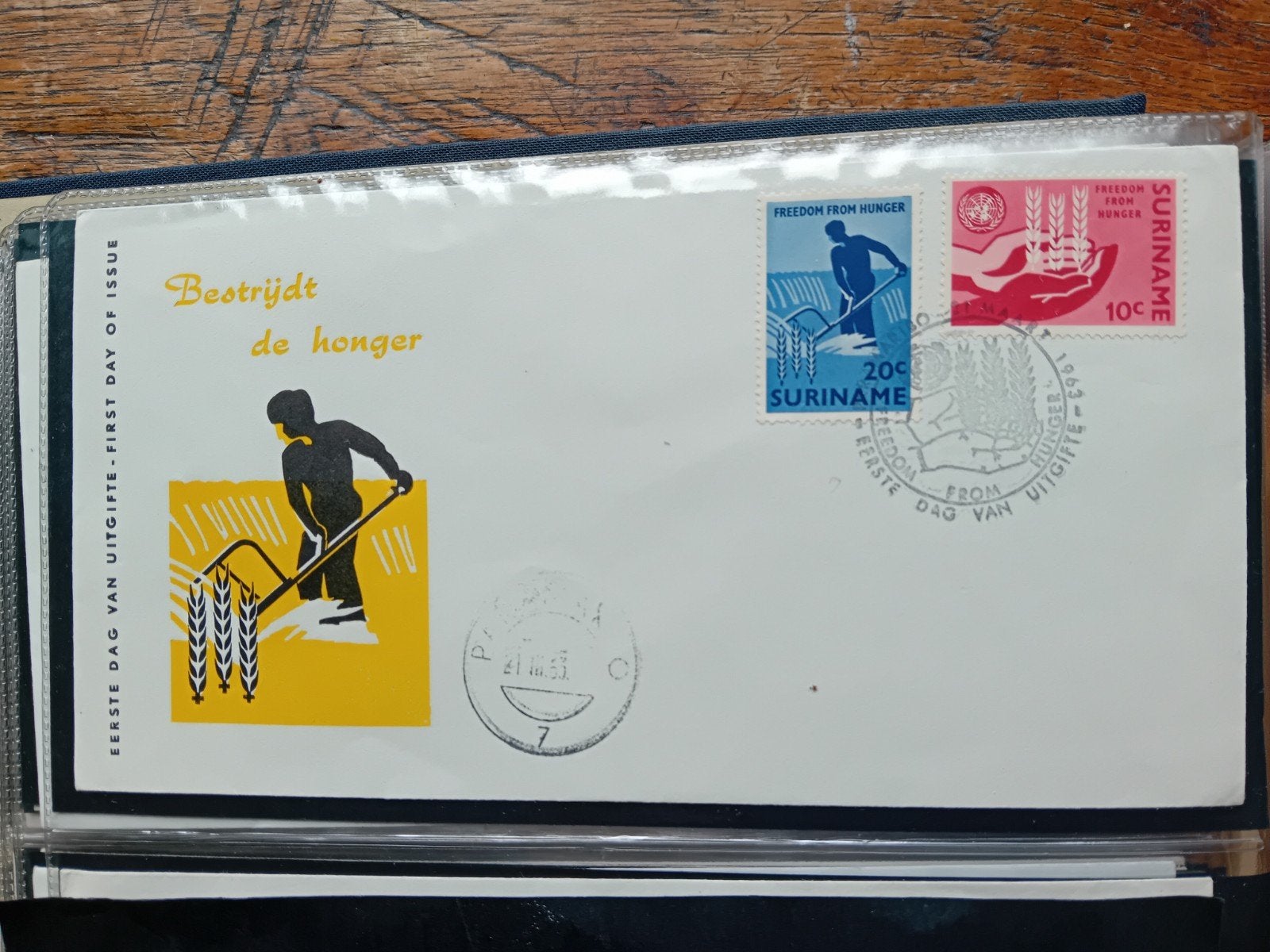Suriname Eerste Dag Uitgifte 'Bestrijdt de honger' 1963, Postzegels en Munten, Ophalen of Verzenden