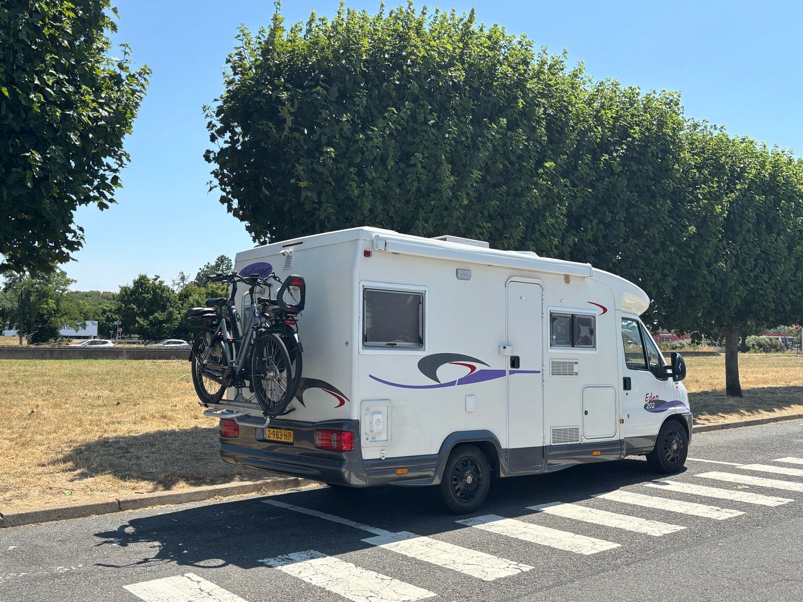 Caravans And Camping Compacte