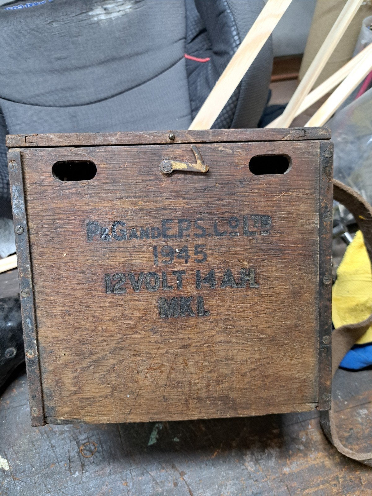 Originele accukist Brits WW2 1945, Verzamelen, Ophalen of Verzenden, Landmacht, Engeland, Overige typen