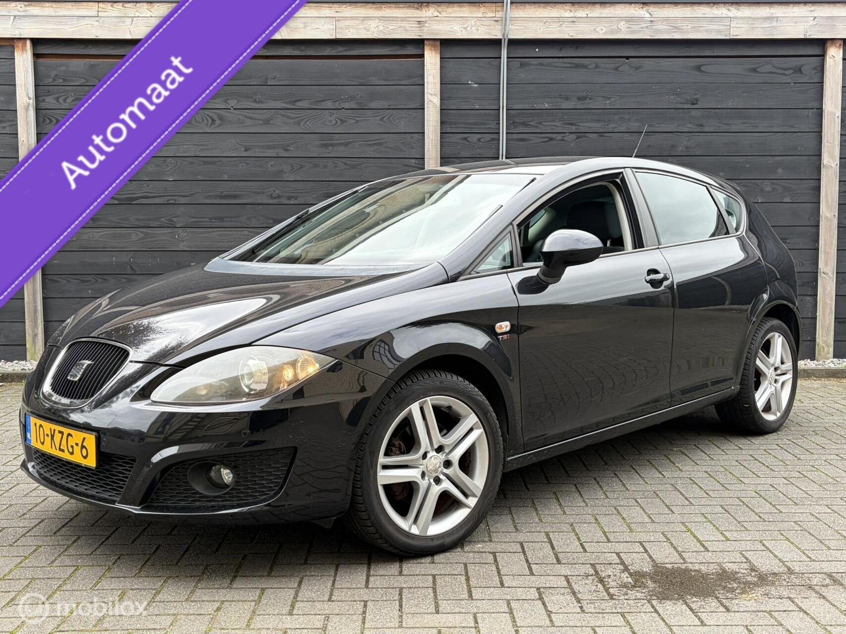 Seat Leon 1.8 TFSI 160 PK Sport AUTOMAAT / Clima / 17" nieuw, Auto's, Euro 5, Gebruikt, 4 cilinders, Zwart