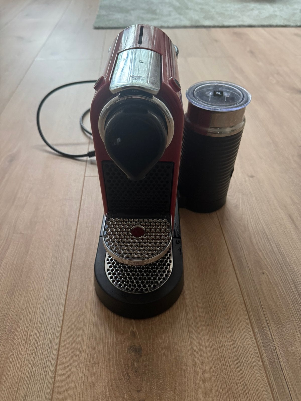 Citiz & Milk Nespresso Rood, Witgoed en Apparatuur, Ophalen, Zo goed als nieuw