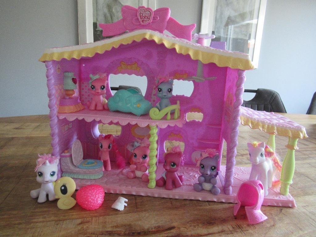 My Little Pony Huis uitgebreid met geluiden en pony's, Kinderen en Baby's, Speelgoed | My Little Pony, Ophalen of Verzenden, Zo goed als nieuw