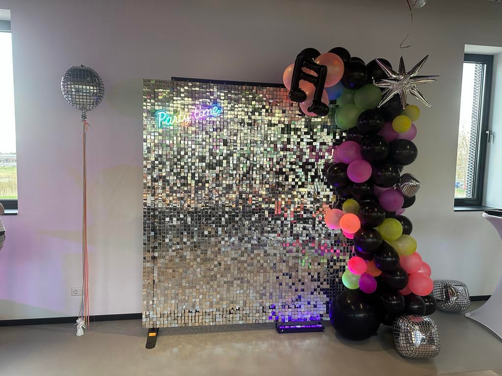 Te huur Zilveren Shimmer Wall Photobooth Backdrop, Ophalen, Zo goed als nieuw, Versiering, Overige