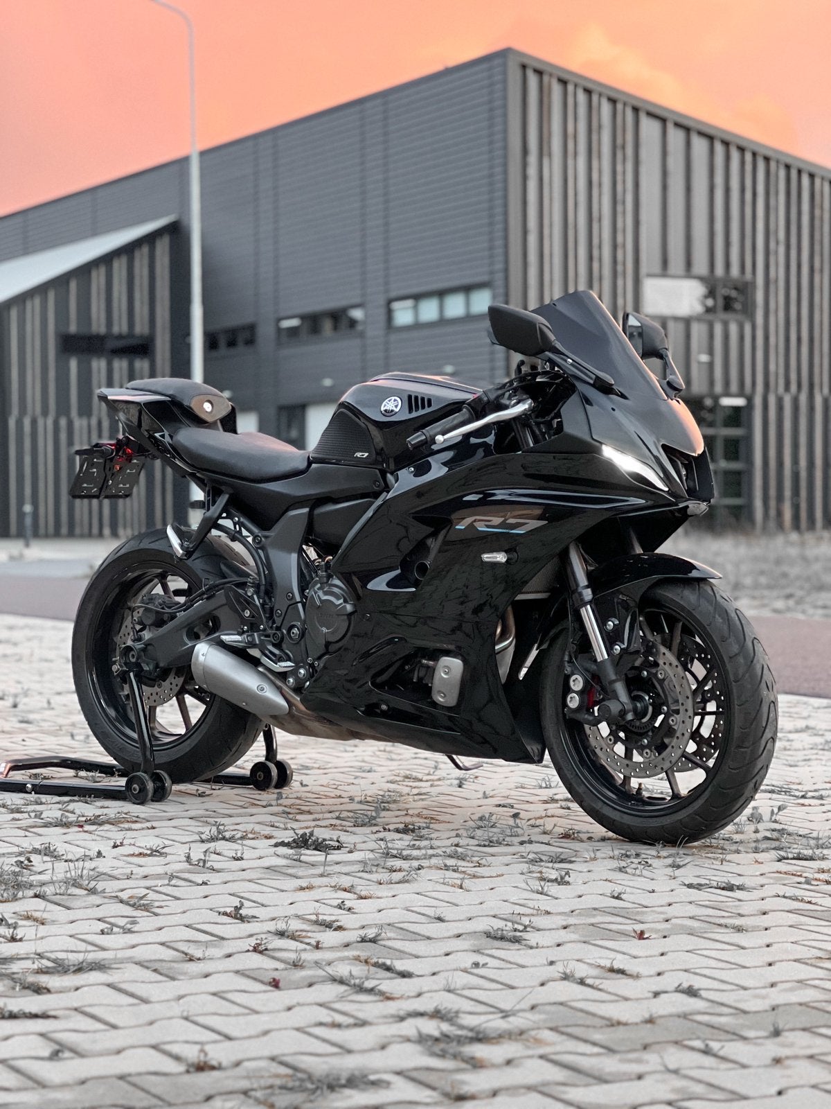 Yamaha R7 35kW A2 | 2022 | ABS | TFT | Brembo | 22.492 km, Motoren, Motoren | Yamaha, Occasion, Bedrijf, Super Sport, Minimaal motorrijbewijs A2