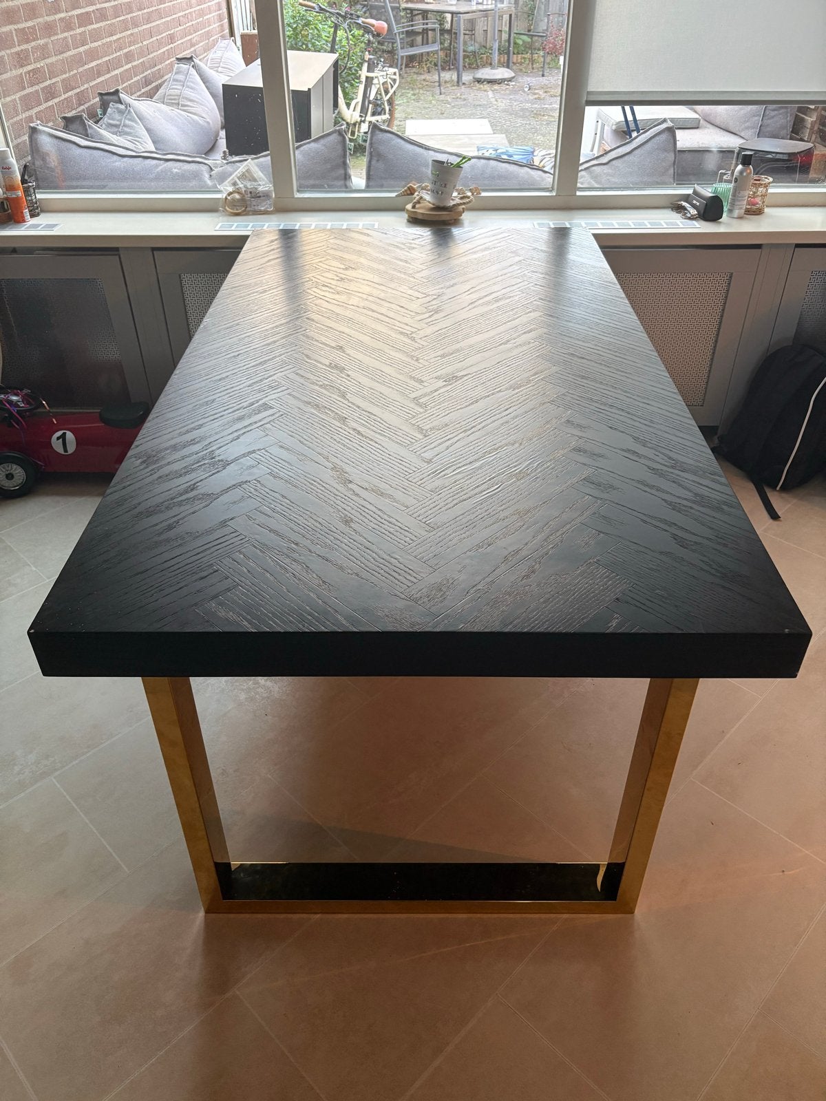 Zwart met gouden eettafel visgraat motief 180x100x75cm, Huis en Inrichting, Ophalen, Gebruikt, 50 tot 100 cm, 150 tot 200 cm