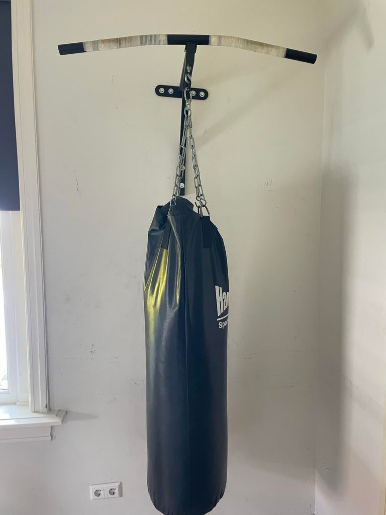 Bokszak 60 kg + pull-up bar, Ophalen of Verzenden, Zo goed als nieuw, Bokszak