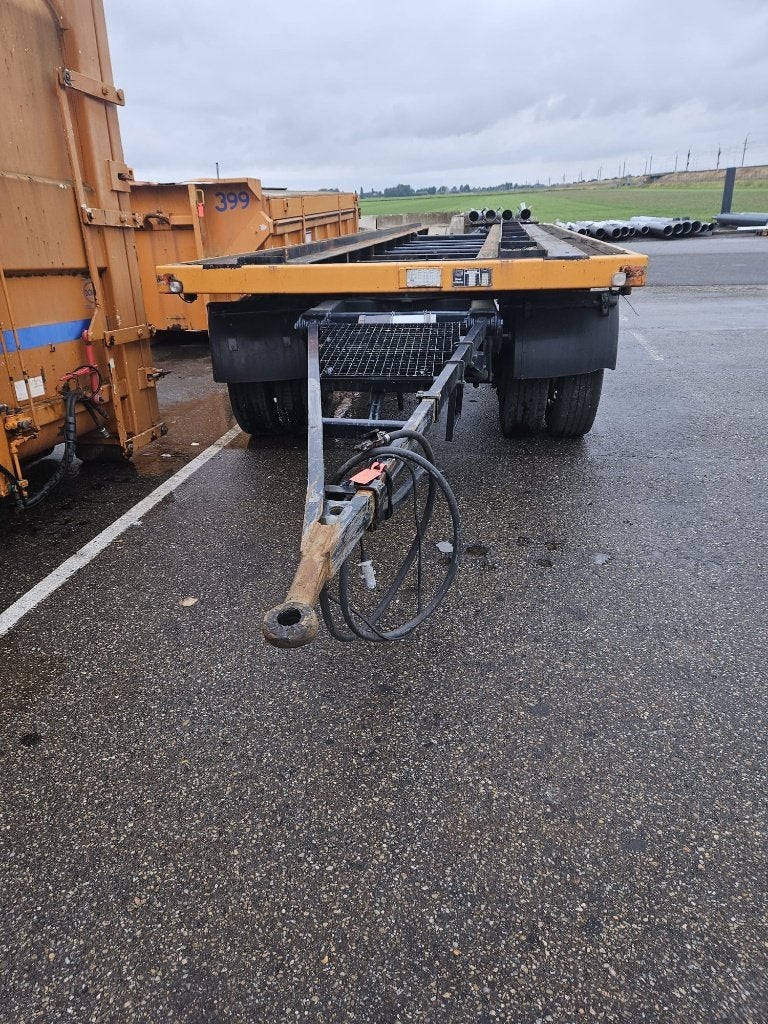 Twee assige aanhanger, Ophalen, Gebruikt