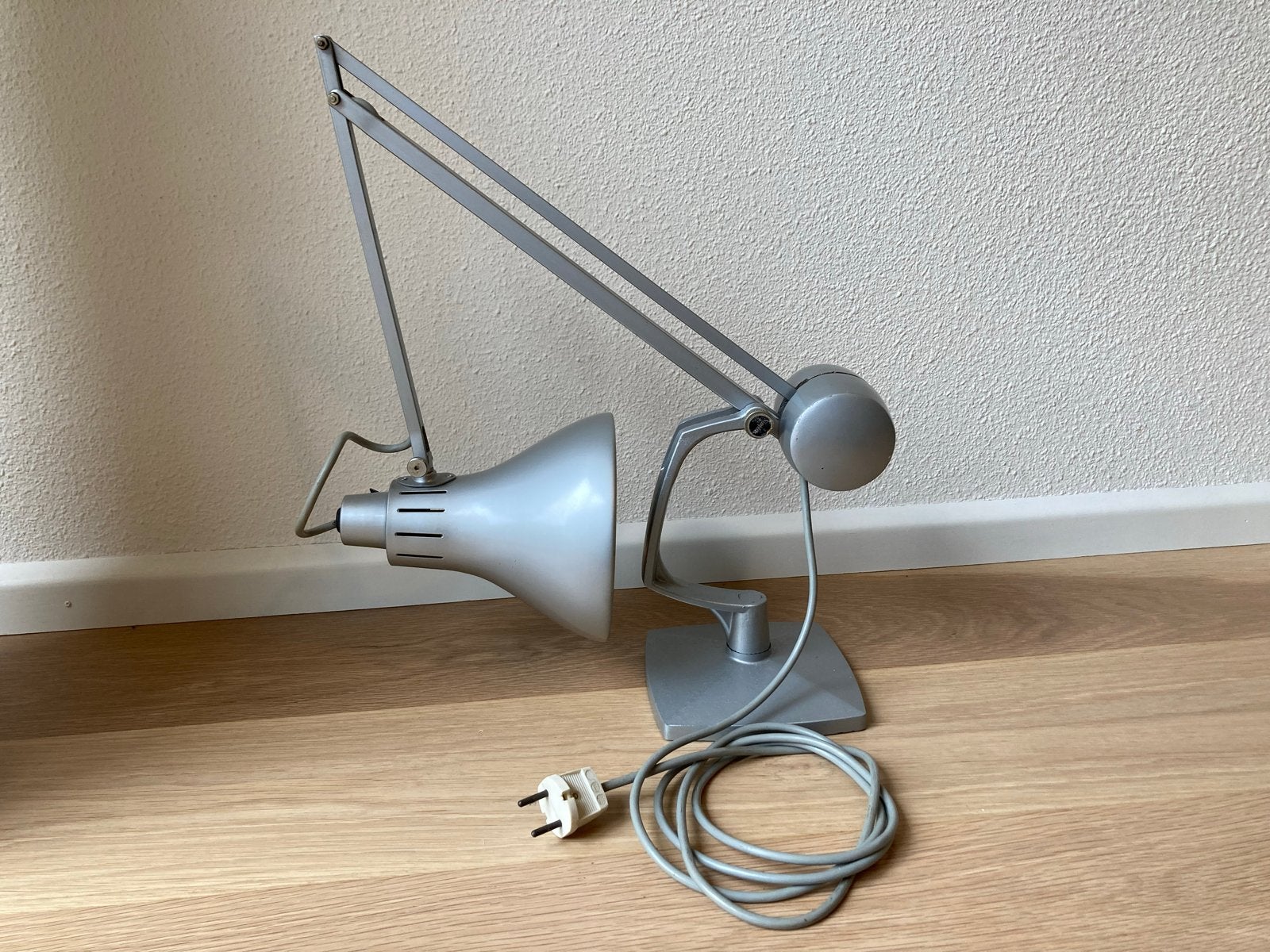 Verstelbare Bureaulamp Hadrill & Horstmann Simplus, Gebruikt, Overige merken, Grijs, Metaal