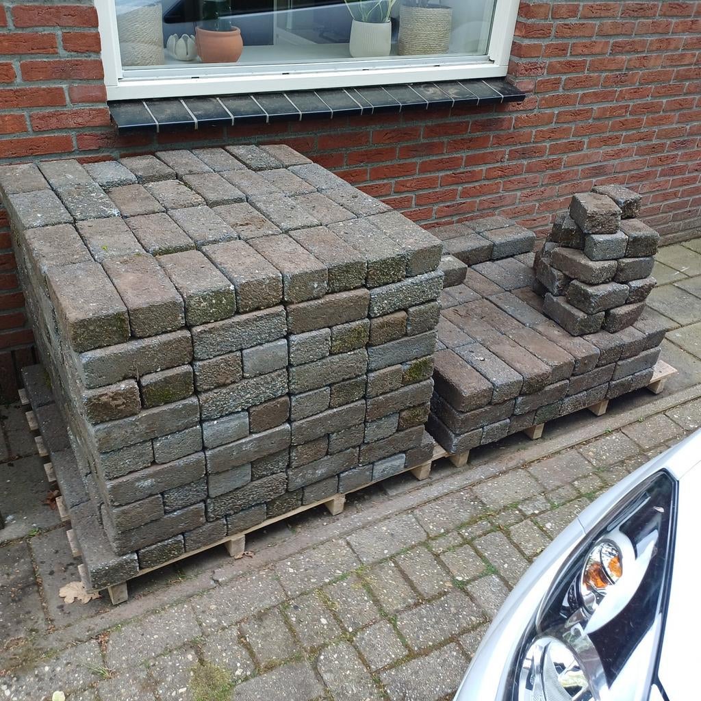 Gratis klinkers af te halen, Tuin en Terras, Tegels en Klinkers, Ophalen, Beton, Klinkers