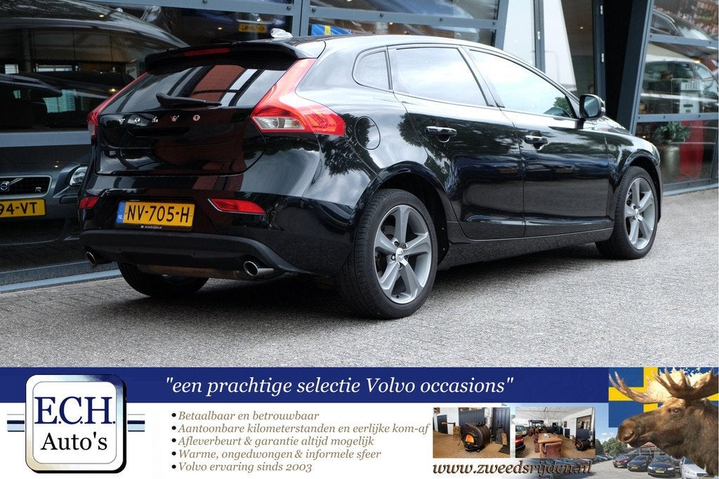 Volvo V40 2.0 T3 152 pk Nordic+, 17 inch, Standkachel, Stoel, Voorwielaandrijving, Automatische klimaatregeling, Gebruikt, 4 cilinders