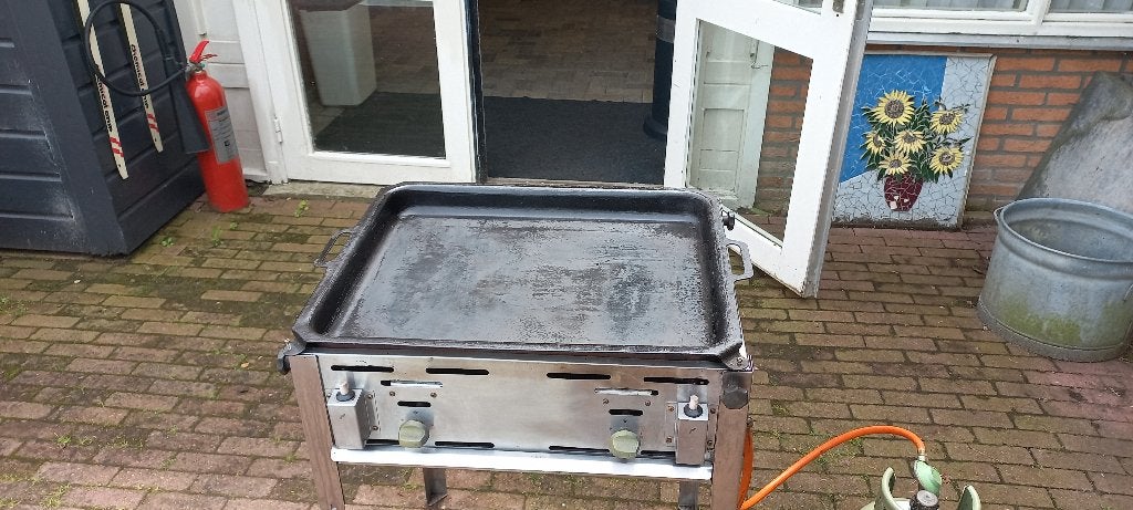 Gas barbecue, Ophalen, Gebruikt, Hendi Grill Master