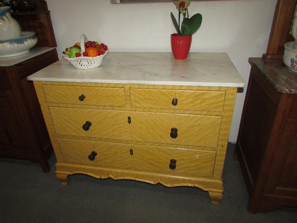 antieke commode baby commodewit marmerblad spiegel 275,00, Ophalen, 100 tot 150 cm, Zo goed als nieuw, Antiek oude ambacht verf marmer kleur