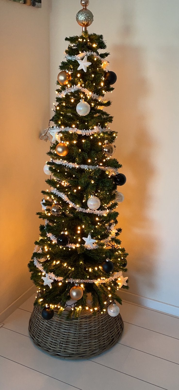 Kerstboom inclusief verlichting + versiering, Ophalen, Zo goed als nieuw
