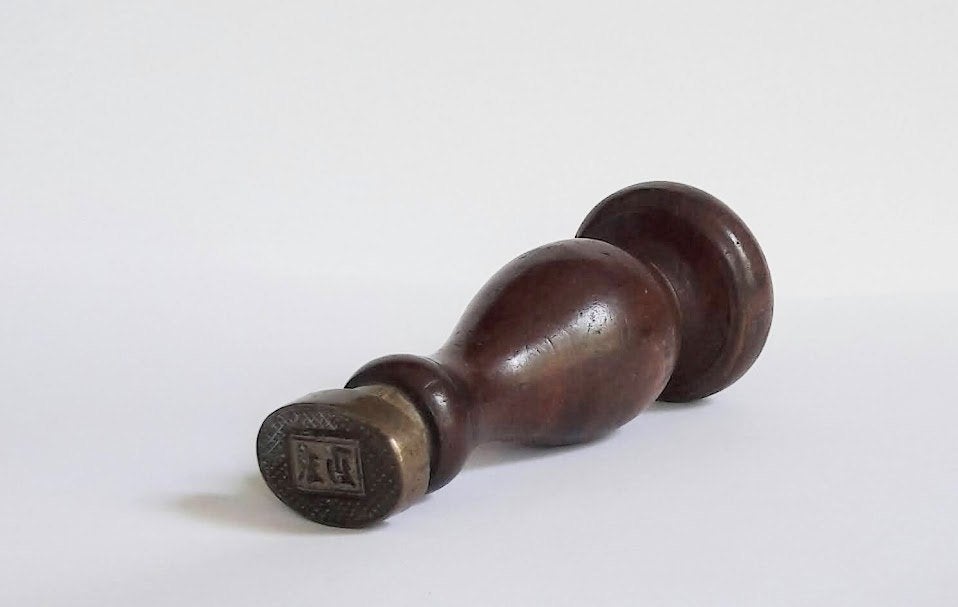 Antieke Lak stempel met Gotische letters J P - circa 1880, Ophalen of Verzenden