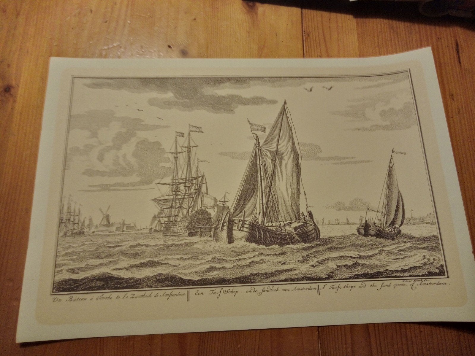 Antieke Gravure: Schepen op Zee bij Amsterdam (37,6x28,5cm), Ophalen of Verzenden, Landschap, 1700 - 1799, Origineel