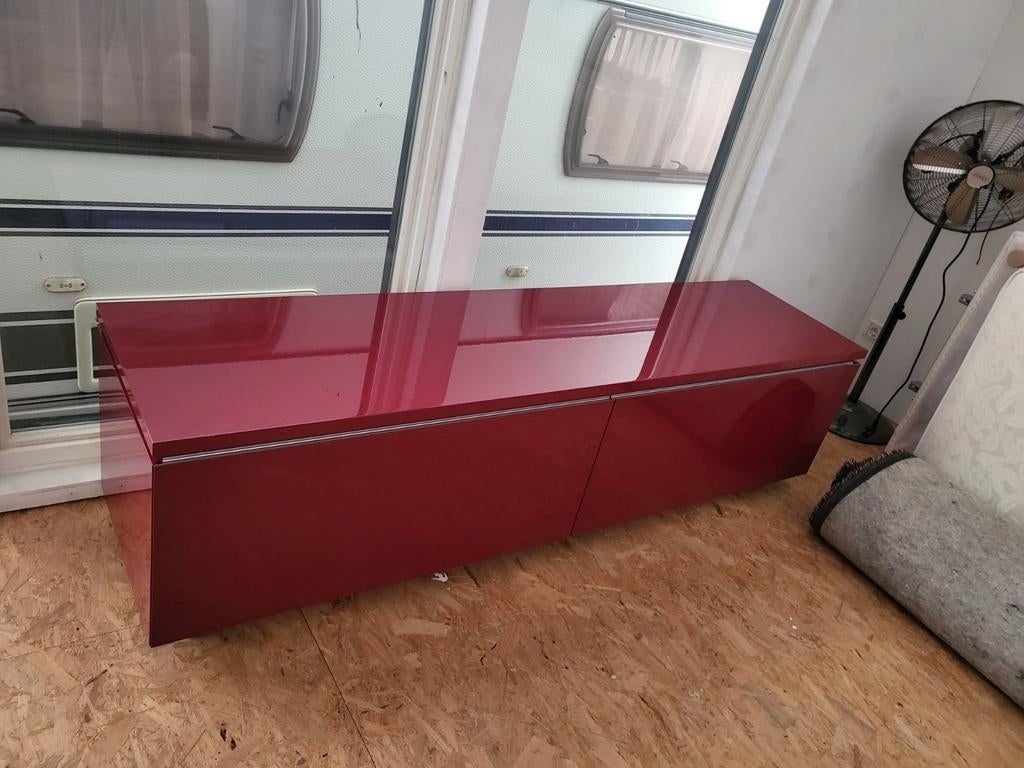 Rood hoogglans dressoir/tv-meubel, Overige materialen, Gebruikt, 150 tot 200 cm, Ophalen of Verzenden