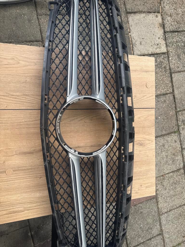 Mercedes A klasse 2012 originele grill - Nieuw, Ophalen of Verzenden, Nieuw, Voor, Mercedes-Benz