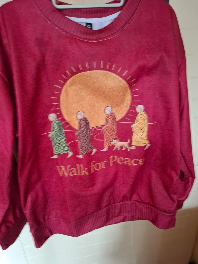 Mooi nieuw rood shirt 'Walk for Peace' maat XL, Kleding | Dames, Ophalen, Nieuw, Maat 46/48 (XL) of groter, Rood