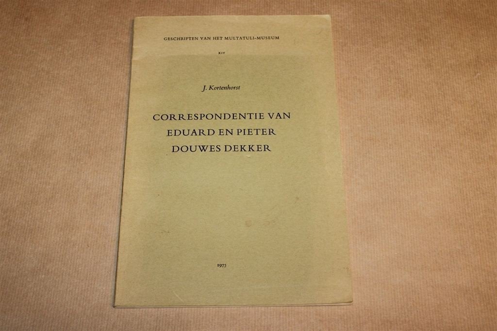 Correspondentie Eduard en Pieter — Multatuli-Museum 1975, Boeken, Ophalen of Verzenden, Gelezen
