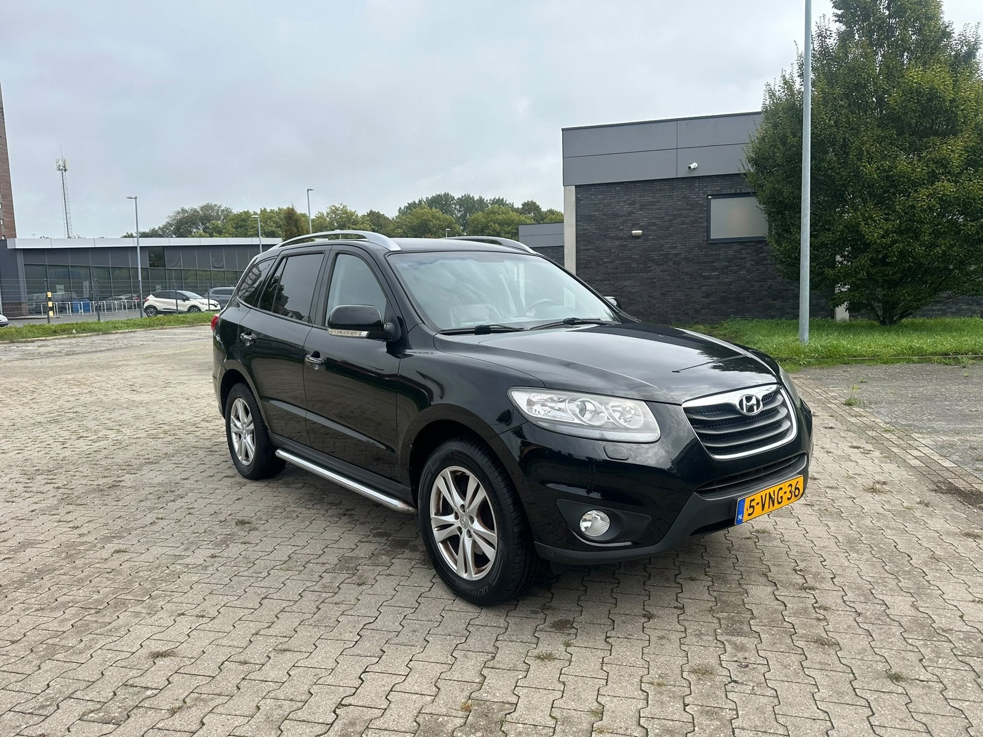 Hyundai Santa Fe 2.2 CRDi R Style, Voorwielaandrijving, Gebruikt, Zwart, 2500 kg
