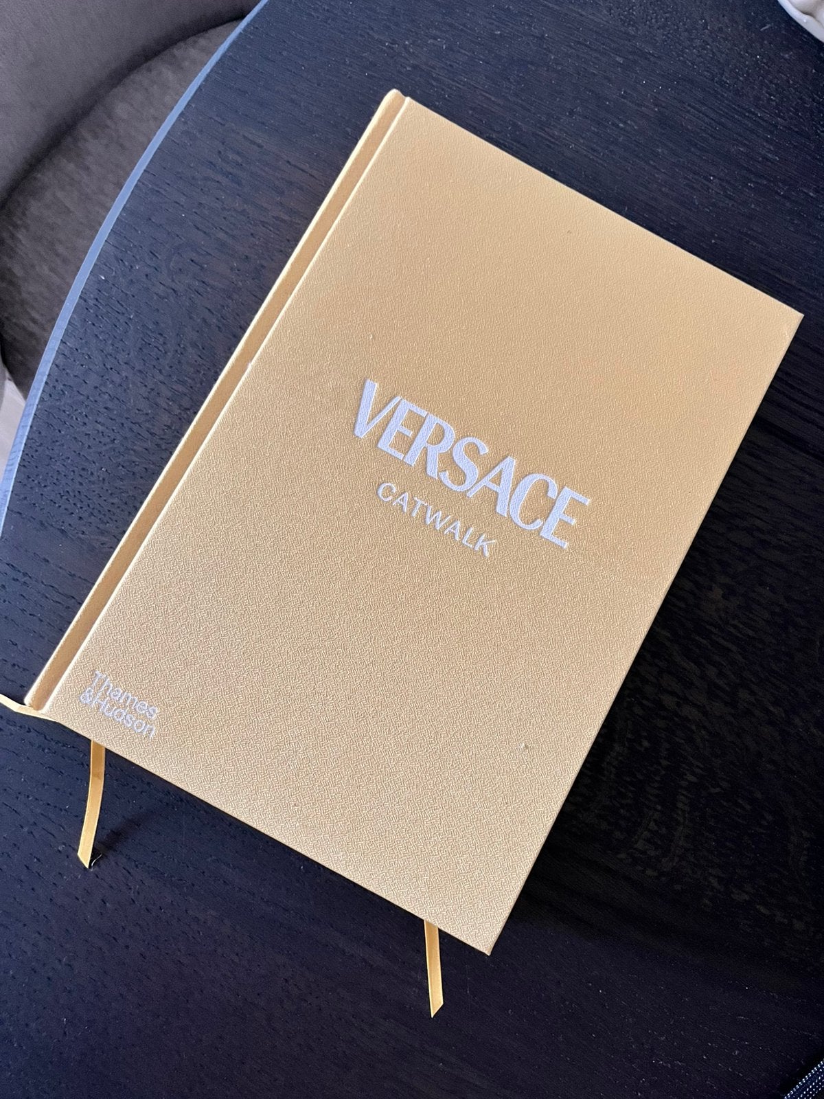 Versace CATWALK The Complete Collections, Ophalen of Verzenden, Mode algemeen