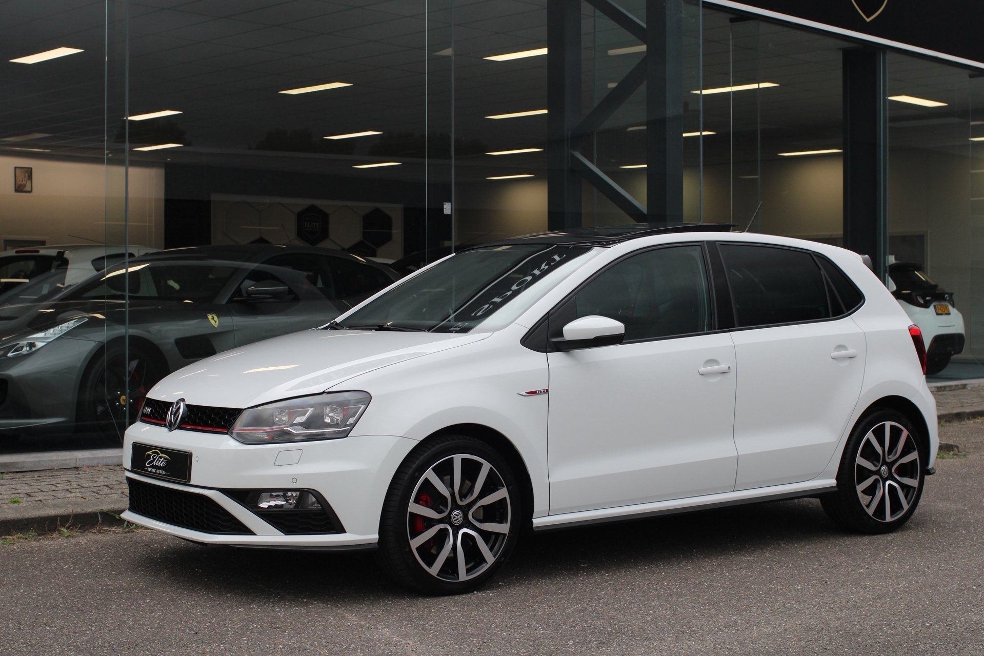 Volkswagen POLO 1.8 TSI GTI I Automaat I Pano I Navi, Auto's, Volkswagen, Gebruikt, Elektrische ramen, Wit, Bedrijf