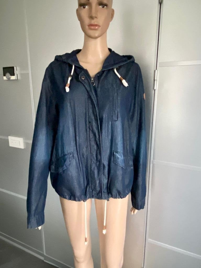 i715 Only maat 42=L spijkerjasje spijker jeans jas blauw, Kleding | Dames, Jasjes, Kostuums en Pakken, Only, Blauw, Maat 42/44 (L)