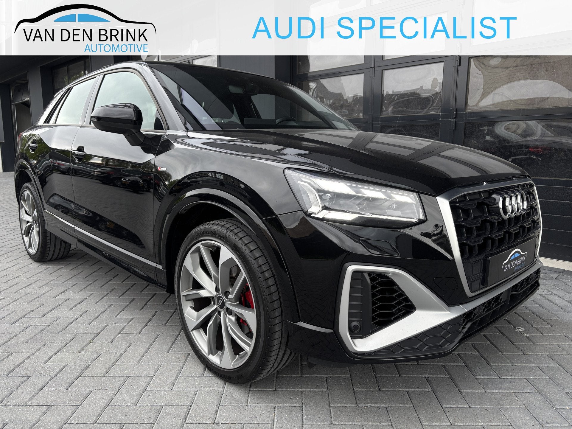Audi Q2 35 TFSI S-line Pano B&O Keyless Matrix ACC, Auto's, Dealer onderhouden, 4 cilinders, 150 pk, Zwart