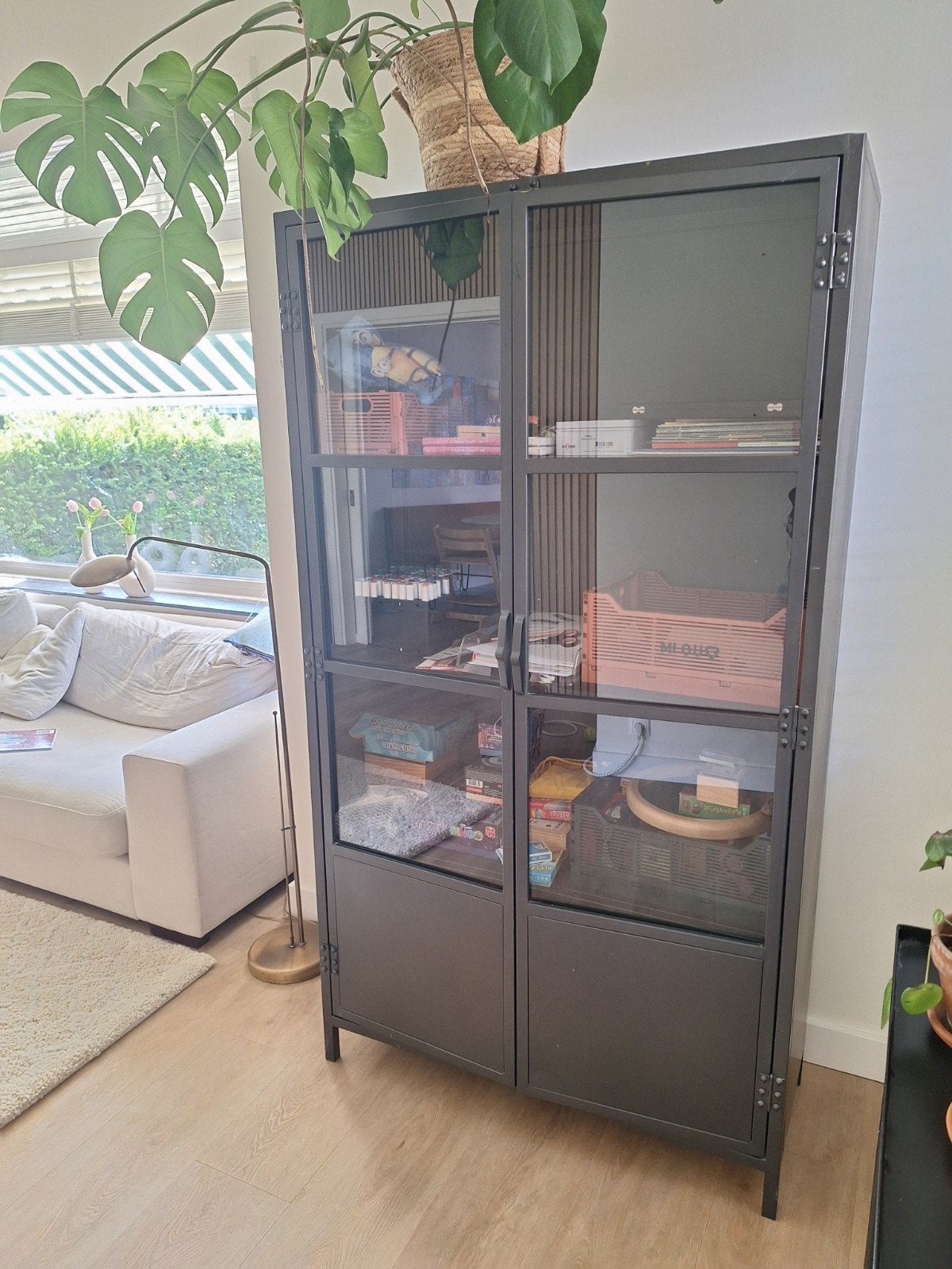 Metalen vitrinekast Castello, Ophalen, 50 tot 100 cm, Zo goed als nieuw, Glas