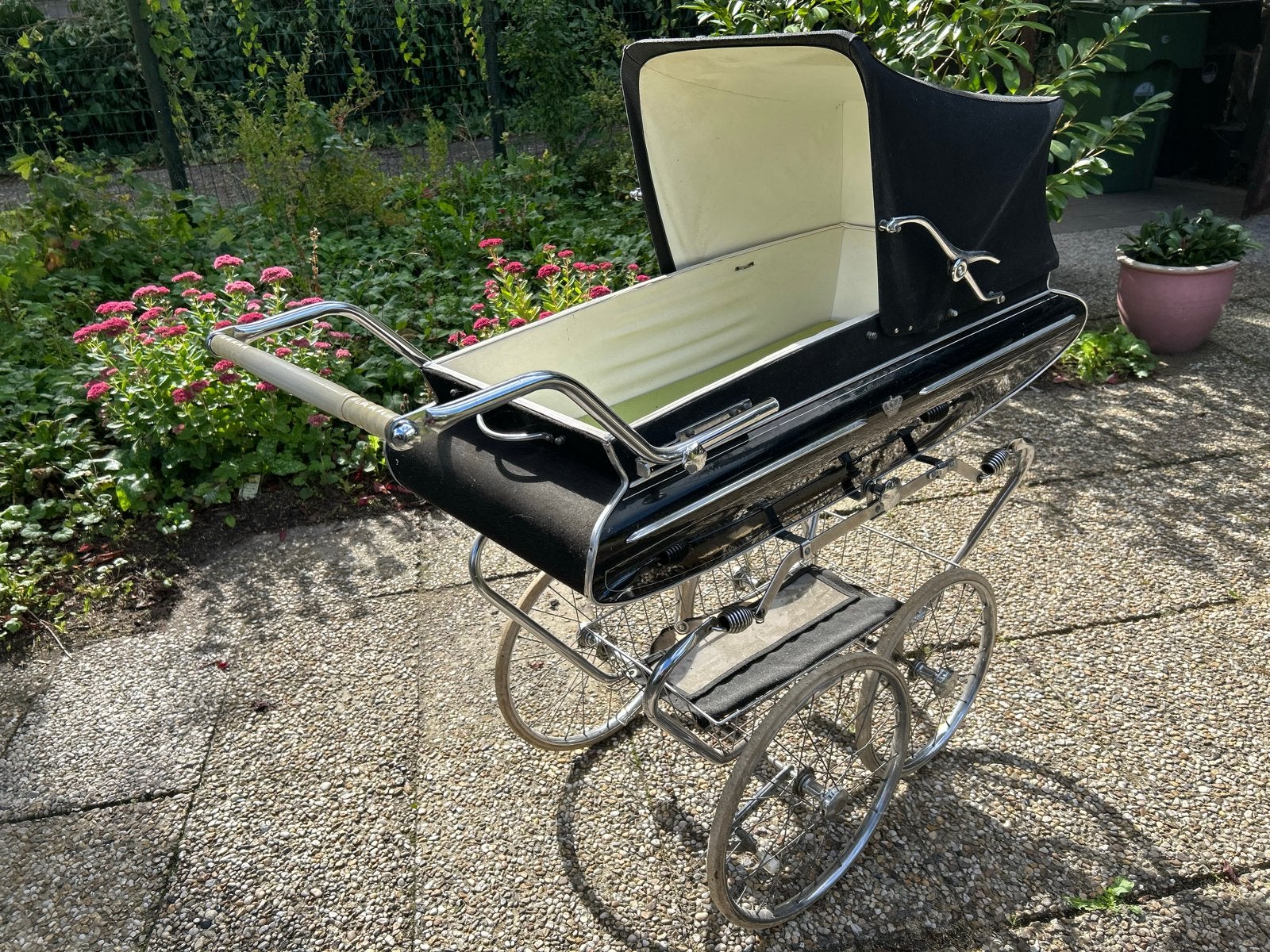 Antieke Van Delft kinderwagen - Klassiek en stijlvol, Gebruikt, Ophalen of Verzenden, Met reiswieg, Kinderwagen