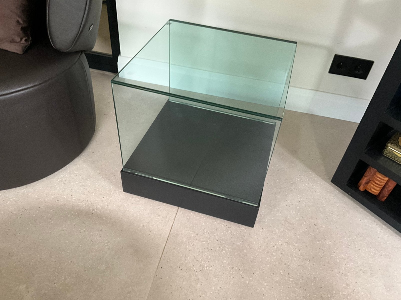 Rolf Benz glazen kubus bijzettafel, Huis en Inrichting, Ophalen, Minder dan 45 cm, Minder dan 55 cm, Rond