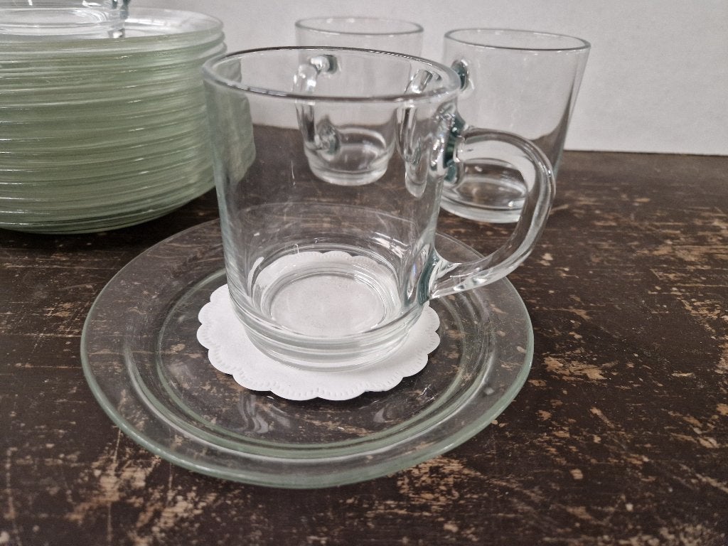 7 stuks theeglas met glazen schotel €1,50 p.st., Glas of Glazen, Ophalen of Verzenden, Overige stijlen, Glas