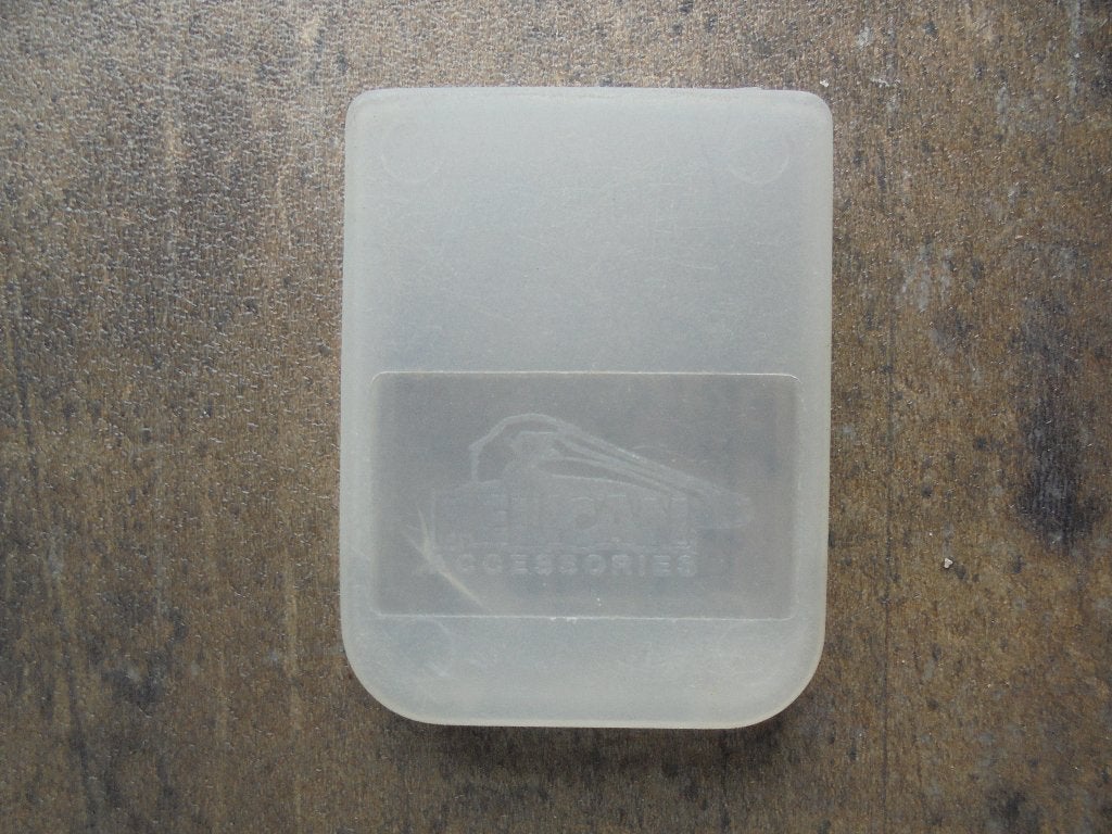 Pelican Memory Card Case voor PS1 (zie foto's), Spelcomputers en Games, Games | Sony PlayStation 1, Gebruikt, Overige genres, 1 speler