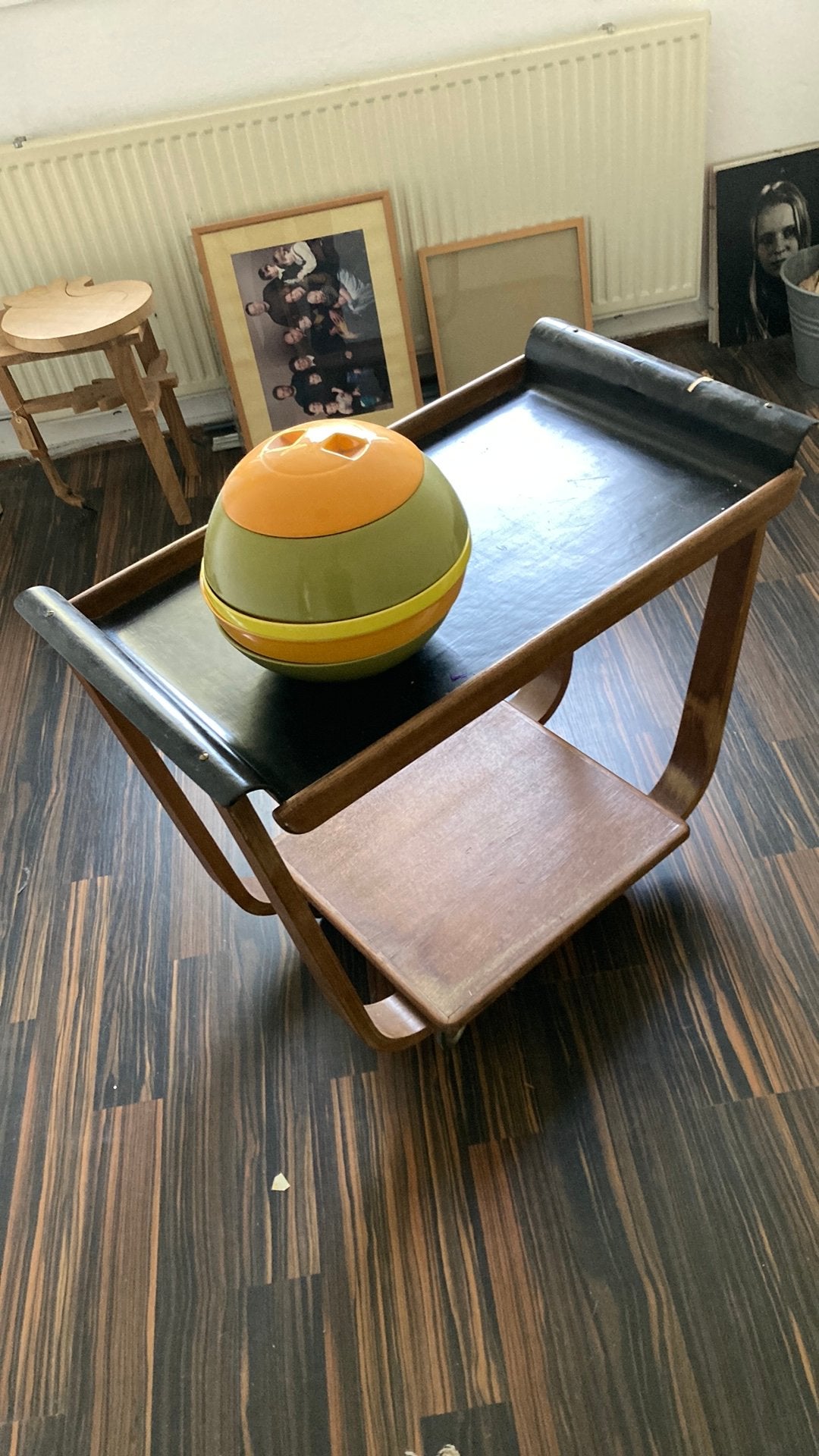 Theetafel met meerdelig servies, Ophalen, Gebruikt, 50 tot 100 cm, Design