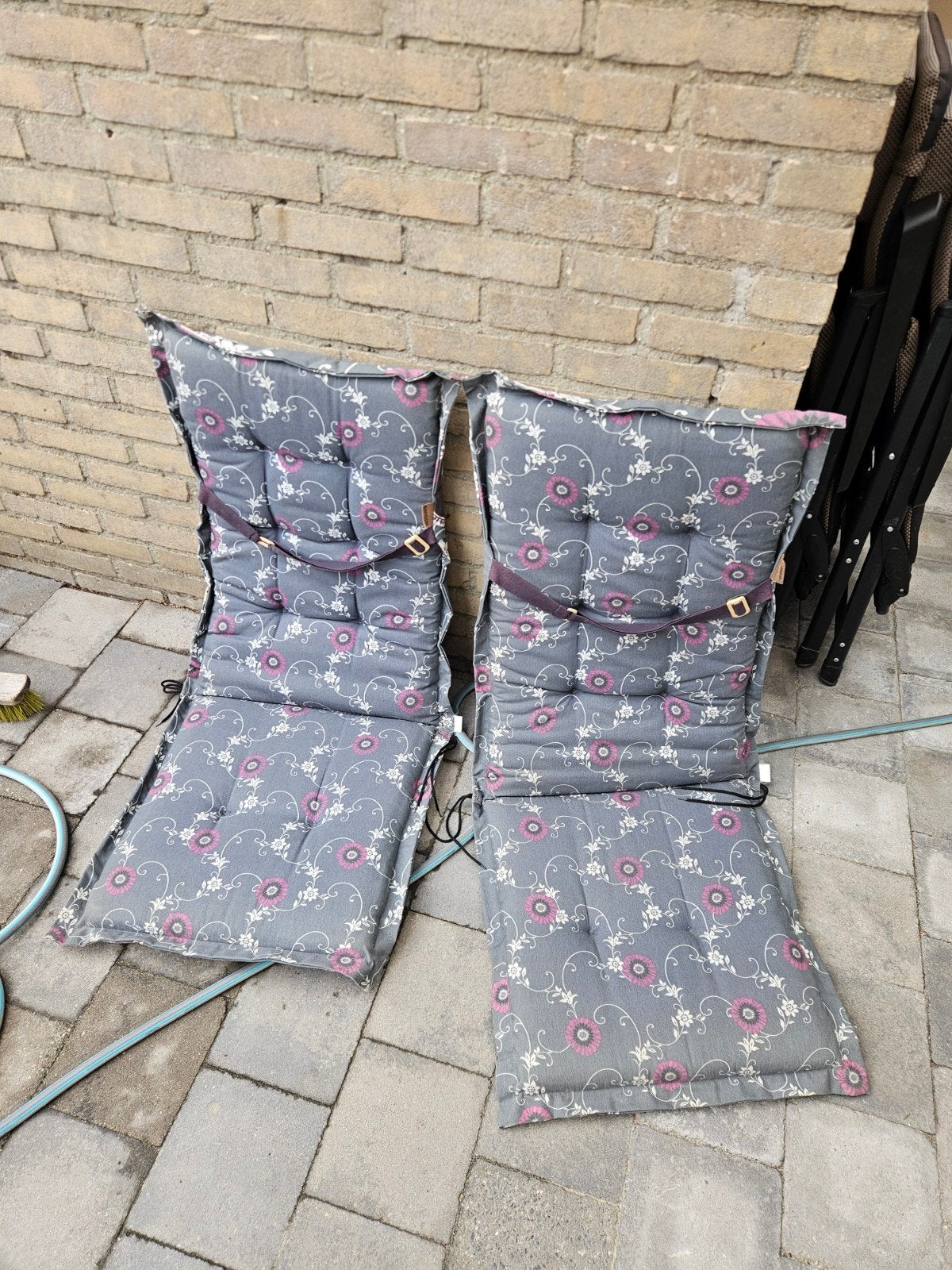 2x Tuinstoelkussens met bloemenprint, Ophalen of Verzenden, Gebruikt