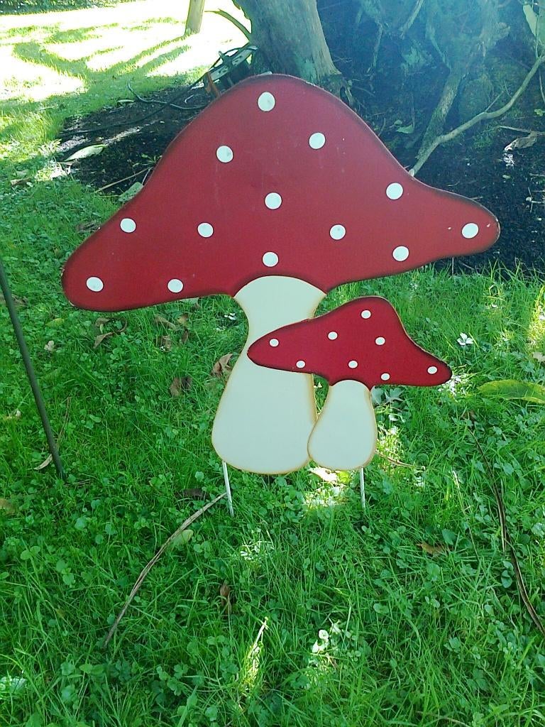 Grote Paddenstoel silhouet, tuinsteker, rood met wit, Ophalen of Verzenden, Nieuw, Metaal