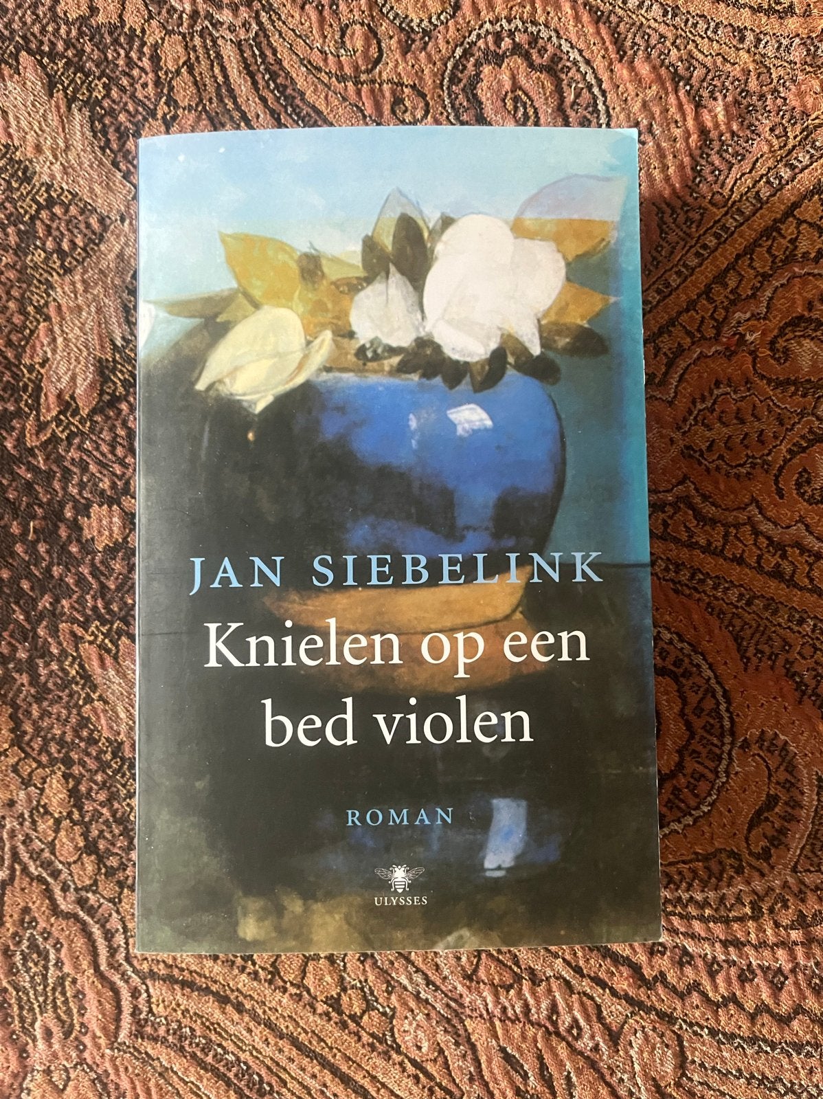 Knielen op een bed violen - Jan Siebelink (roman), Verzenden, Gelezen, Nederland