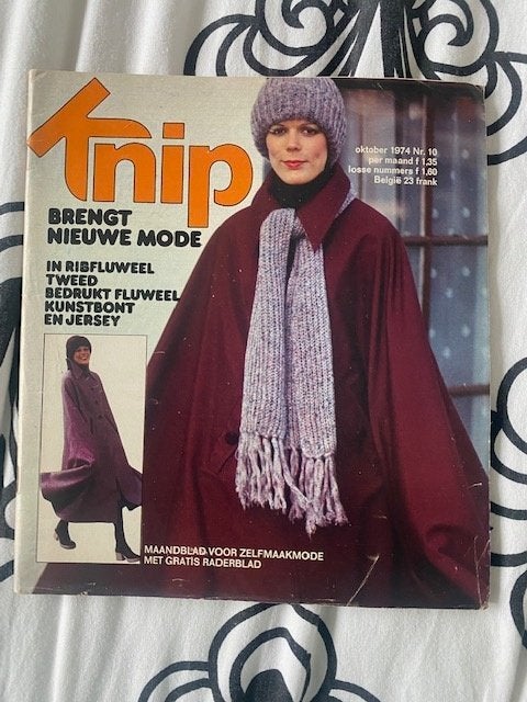 knip maandblad voor zelfmaakmode 1974 oktober, Hobby en Vrije tijd, Ophalen of Verzenden, Gebruikt, Vrouw, Knipmode