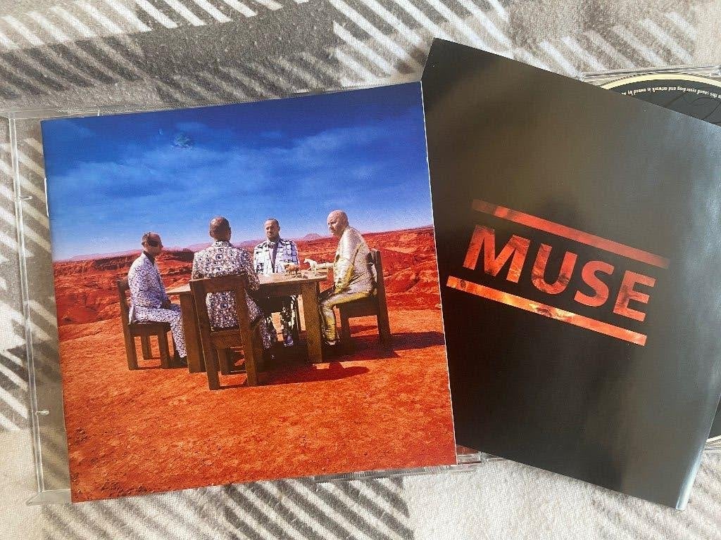 CD + DVD.  Muse / Black Holes & Revelations, Gebruikt, Inclusief DVD, Album, Verzenden