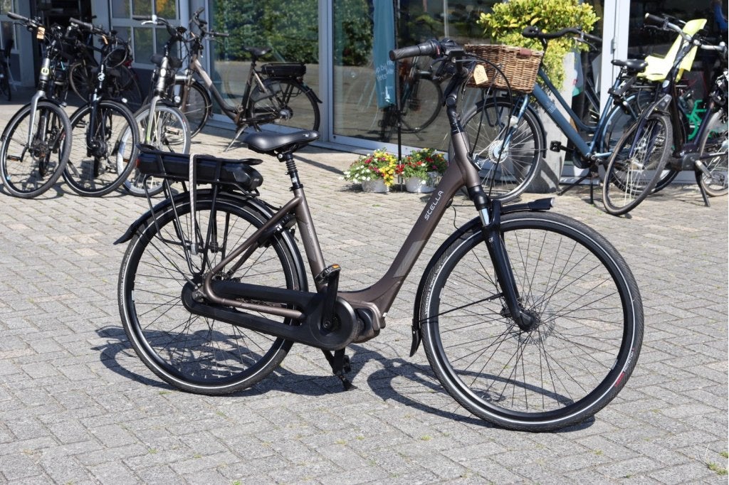 Stella Livorno Shimano Steps l 49 cm l 1900 km l 630wh