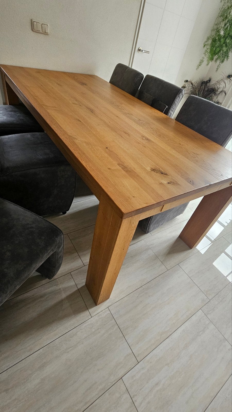 Eettafel en stoelen, Ophalen
