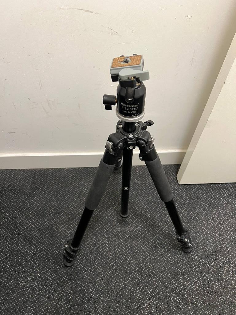 Manfrotto Tripod with ProBall 308RC Ball Head, Ophalen of Verzenden, Minder dan 150 cm, Driepoot