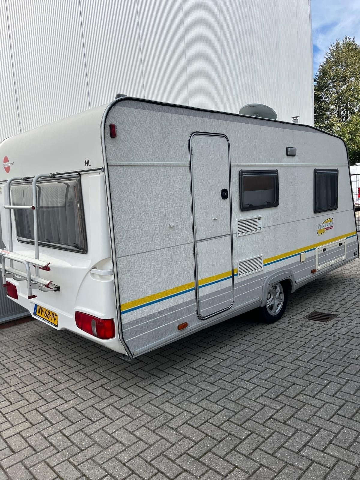 Burstner Ventana 430 TS  2e eigenaar, Caravans en Kamperen, Caravans, Vast bed, Rondzit, Bedrijf, 750 - 1000 kg