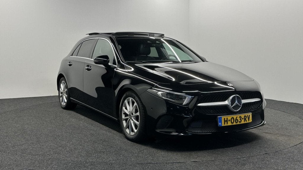 Mercedes A-klasse 180 Business Solution Luxury CAMERA PANO L, 136 pk, Gebruikt, 4 cilinders, Zwart